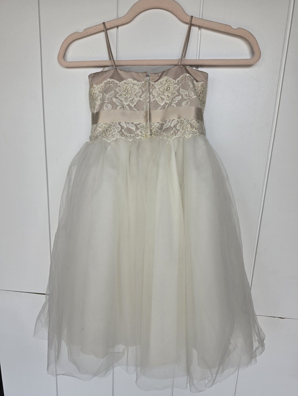 David’s Bridal 3T Flower Girl Dress - Picture 4 of 9